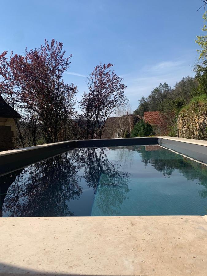 La Maison Carrée - Studios de charme - kitchenette - Climatisation&Piscine chauffée Les Eyzies Extérieur photo